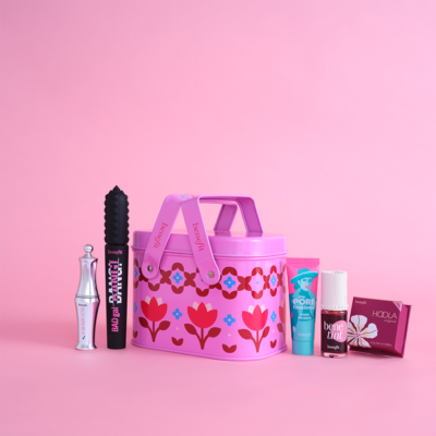 BENEFIT Pack'd Up Beauty Gift Set